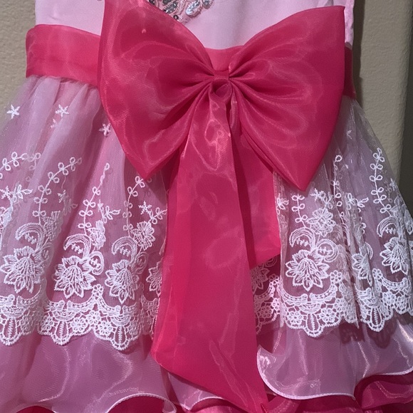 ❤️ Pink Cinderella or Barbie Dress; multi-layered tulle and sequins - Picture 2 of 8